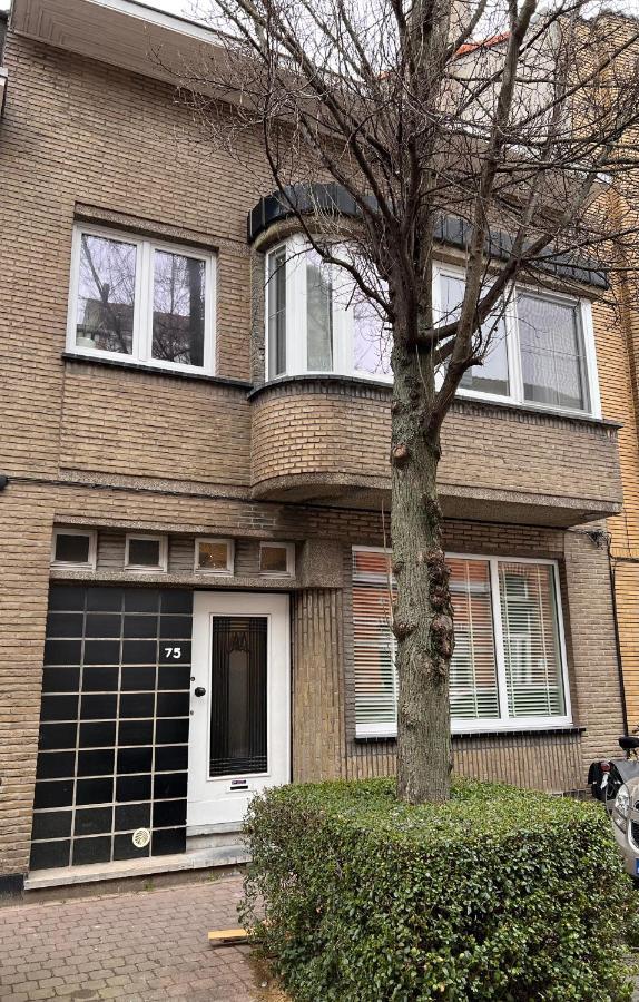 Charmante Art Deco Rijwoning Oostende Dış mekan fotoğraf